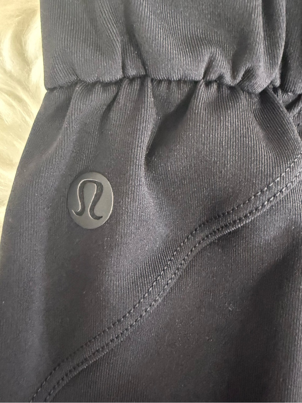 Lululemon Black Jogger Pants Women’s Size 4 Pull On Stretch Athletic - Picture 2 of 7